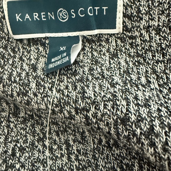 Karen Scott Black and White Knit Sweater - Picture 2 of 2